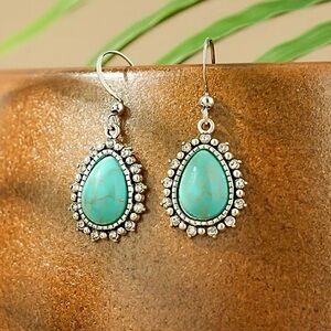 NEW The Allie dangle Earrings Boho Turquoise color - Boutique